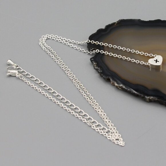 Jewelry necklace alphabet letter X silver tone heart love minimalist dainty new - Picture 4 of 6